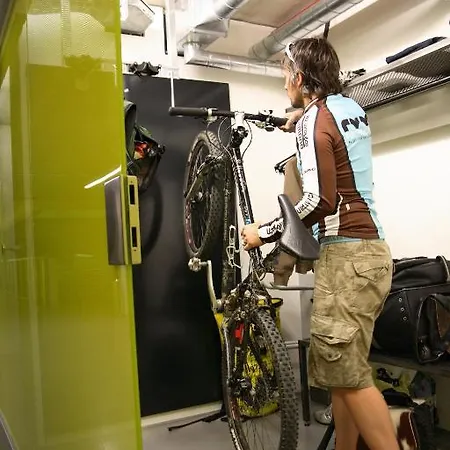 호텔 Cube Savognin Inklusive Skipass 세인트모리츠